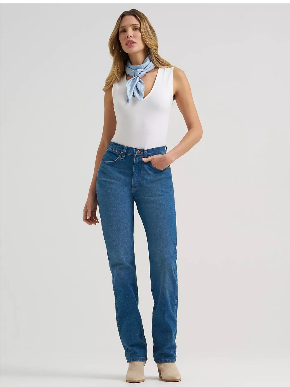 WRANGLER ICONIC COWBOY CUT JEAN in Autumn Wash